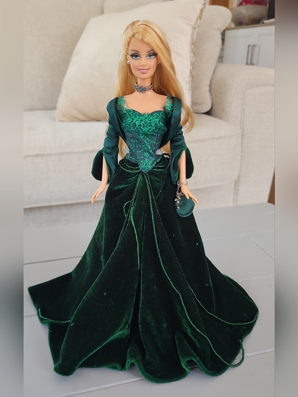 Mattel Holiday Barbie 2004 Blonde Hair W/ Lashes Doll Emerald Beautiful